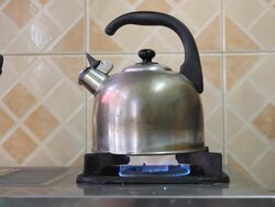 Ketting Boiling Stock Footage