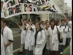 FRANCE: PARIS: TEACHING HOSPITALS STAGE STRIKE Instructional Video