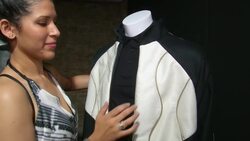 Gadget filled garments wow the tech crowd Instructional Video