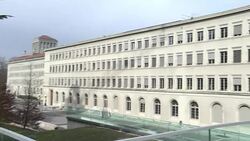 STOCKSHOTS: WTO chief issues warning over trade barriers News Clip