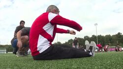 CLEAN : Vienna soccer club welcomes refugees to train and play News Clip