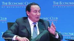 United Airlines CEO Says 'We Don't Hold Aircraft for Anyone' News Clip