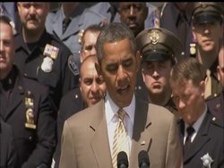 President Barack Obama honored the nation's top police officers on Saturday, paying tribute to their sacrifices and "quiet courage" in the line of duty. (May 12) News Clip