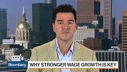 Why Stronger Wage Growth Is Key to the U.S. Economy News Clip