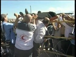 Thousands queue at checkpoints to pray al Al-Aqsa Mosque News Clip