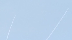 CLEAN : Syrian Kurds flee after Turkish assault on Syrian Kurdish sites News Clip