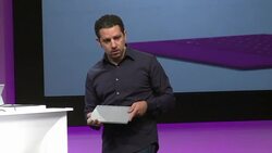 VOICED : Microsoft apuesta a Surface 2 News Clip