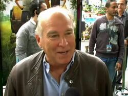 'Hoot' Premiere Stock Footage