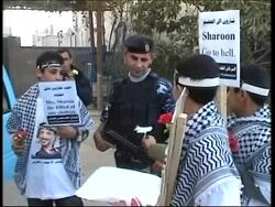 Reaction in Gaza to news of Sharon's health News Clip