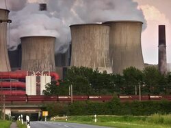 big power plant Stock Footage
