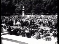 Queen, Rose Festival, Golf News Clip