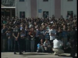 ENTERTAINMENT WEEKLY:  ENT4-MICHAEL DOUGLAS News Clip