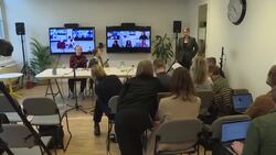 CLEAN : Greta Thunberg puts Africa's climate activists in media spotlight News Clip