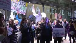 VOICED : Manifestacion de feministas contra Polanski en Paris News Clip