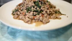 HD:Thai food stir basil Stock Footage