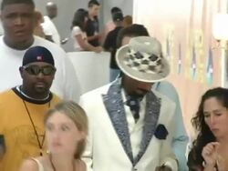 2005 MTV Video Music Awards Arrivals Stock Footage