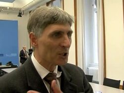 CLEAN: Germany begins controversial swine flu vaccination News Clip