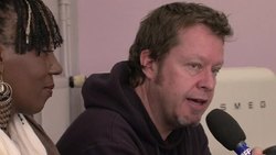 CLEAN: French fans flock to Floyd tribute act News Clip