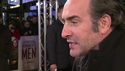 CLEAN : Clooney hits red carpet for Monuments Men News Clip