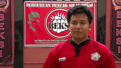 Indonesian Martial Art Keeps Culture Alive  News Clip