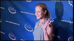 Drake attends Clinton Foundation event, reacts to Nate Dogg's death Instructional Video