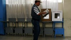 VOICED : Ecuatorianos a las urnas News Clip