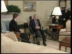 WRAP NZ PM Helen Clark meets Bush; meeting with Gates News Clip