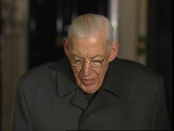 Protestant leader Ian Paisley comments after Blair talks News Clip