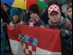 BOSNIA: MOSTAR: BOSNIAN CROATS PROTEST News Clip