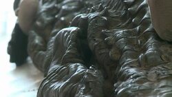 CLEAN : Crocodile mummy restored in front of crowds at Louvre Lens News Clip