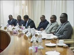 Tsvangirai and Mugabe at first security council meeting News Clip