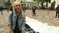 Flashmob in Kiev's calling  for medical reforms News Clip