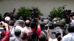 CLEAN : Hondurans protest against opposition channel shutting down News Clip