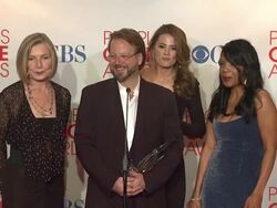 SPEECH: Susan Sullivan, Andrew W. Marlowe, Stana Katic, and Penny Johnson on Castle Winning Favorite TV Crime Drama. Stock Footage