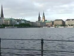WS PAN View over lake Binnenalster to Jungfernstieg / Hamburg, Germany Stock Footage