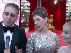 INTERVIEW: Mayim Bialik and Melissa Rauch on atten Stock Footage