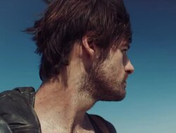 Backpacker looking around Stock Footage