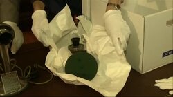 The phones used to make the world's first coast-to-coast conference call 100 year ago have been put on display at the California Historical Society's 1915 World's Fair exhibit space in San Francisco. (Jan. 22) News Clip