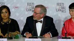 CLEAN : Explicit lesbian love epic wins News Clip