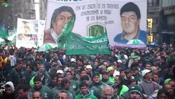 CLEAN : Argentinian truck drivers protest against News Clip