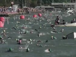 WS triathlon swim competition / Chicago, Illinois, USA Stock Footage