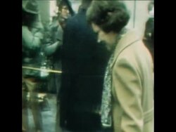 SYND 25 1 77 AMY CARTER ARRIVES AT NEW SCHOOL WITH HER MOTHER News Clip