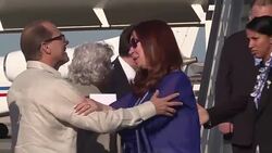 VOICED : Presidenta argentina en Cuba para misa papal News Clip