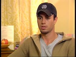 Enrique talks about his tour and upcoming acting debut News Clip