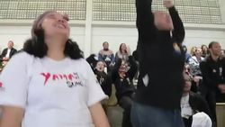 VOICED: Sumo estilo brasileno News Clip