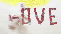 Love, confetti, revers Stock Footage