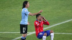 CLEAN : Football: Cavanis controversial expulsion News Clip