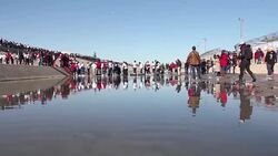 CLEAN : First hugs in US-Mexico border since Trumps governance News Clip