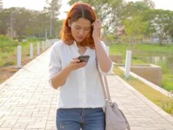 walking chat Stock Footage