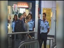 Neighbors who live near Amanda Knox's family in Seattle say they are ready to welcome her back and hope she can avoid a prolonged media blitz and quickly return to her normal life. News Clip